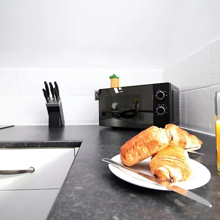 Perfect City Centre Apartment Free Permit Parking Cardiff Exterior foto