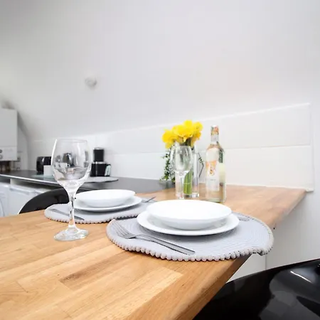 Perfect City Centre Apartment Free Permit Parking Cardiff Exterior foto