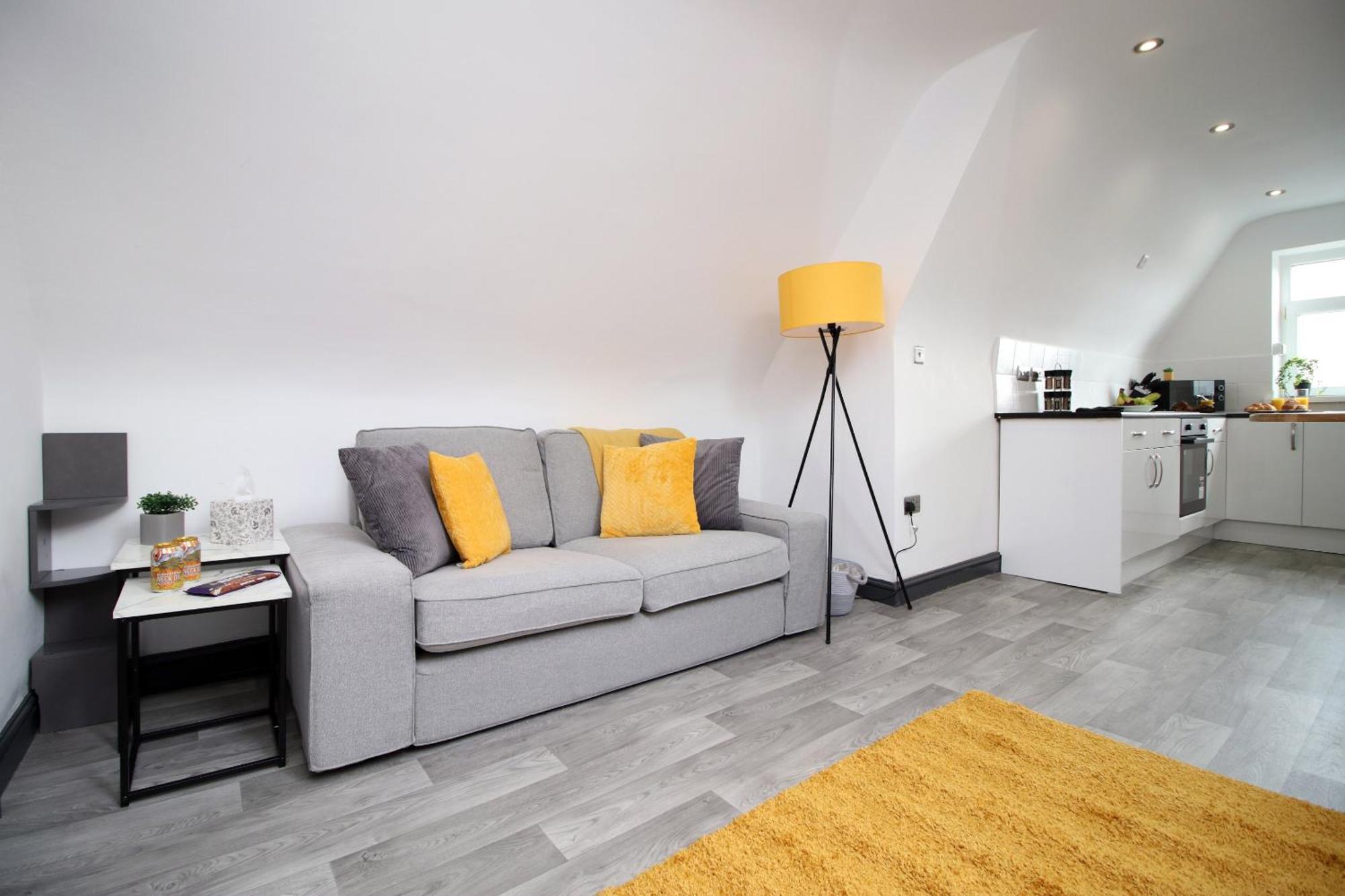 Perfect Centre Free Permit Parking Apartment Cardiff